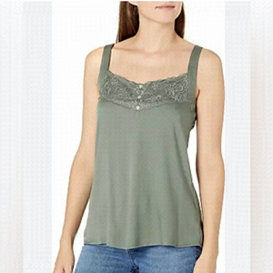 Green lace tank